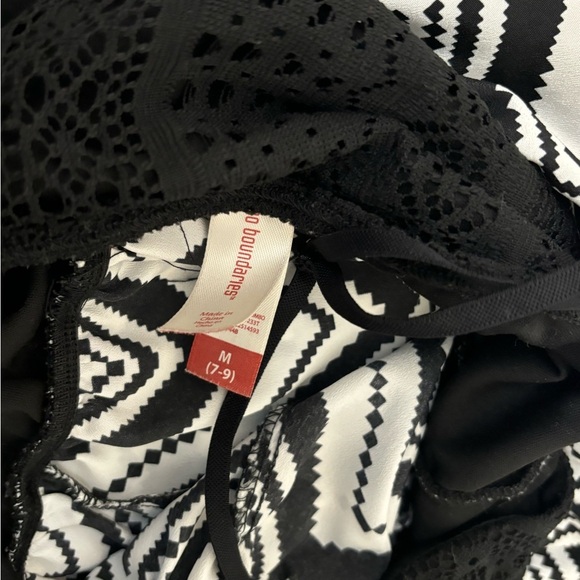 Womens Juniors M 7-9 No Boundaries Dress Sleeveless Black White Spaghetti Maxi - Picture 7 of 8